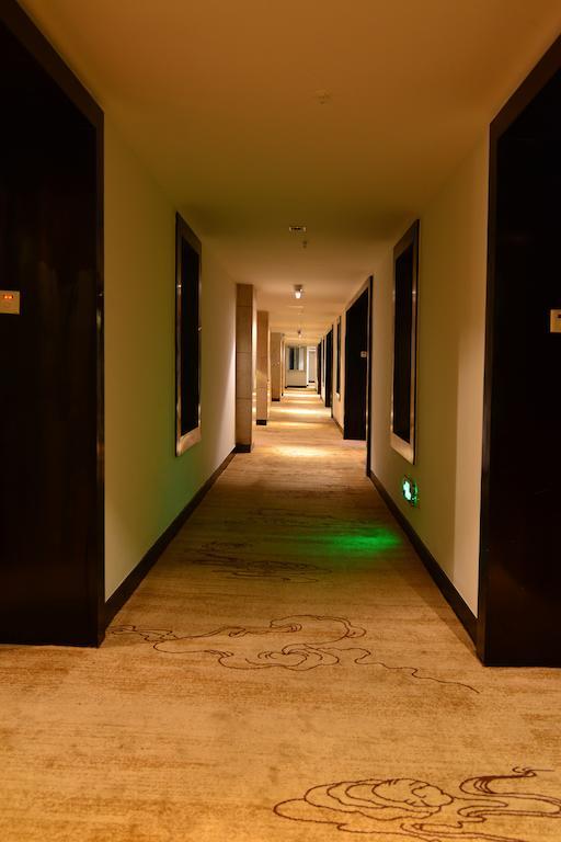 וואישן Baodao Exhibition Center Hotel מראה חיצוני תמונה