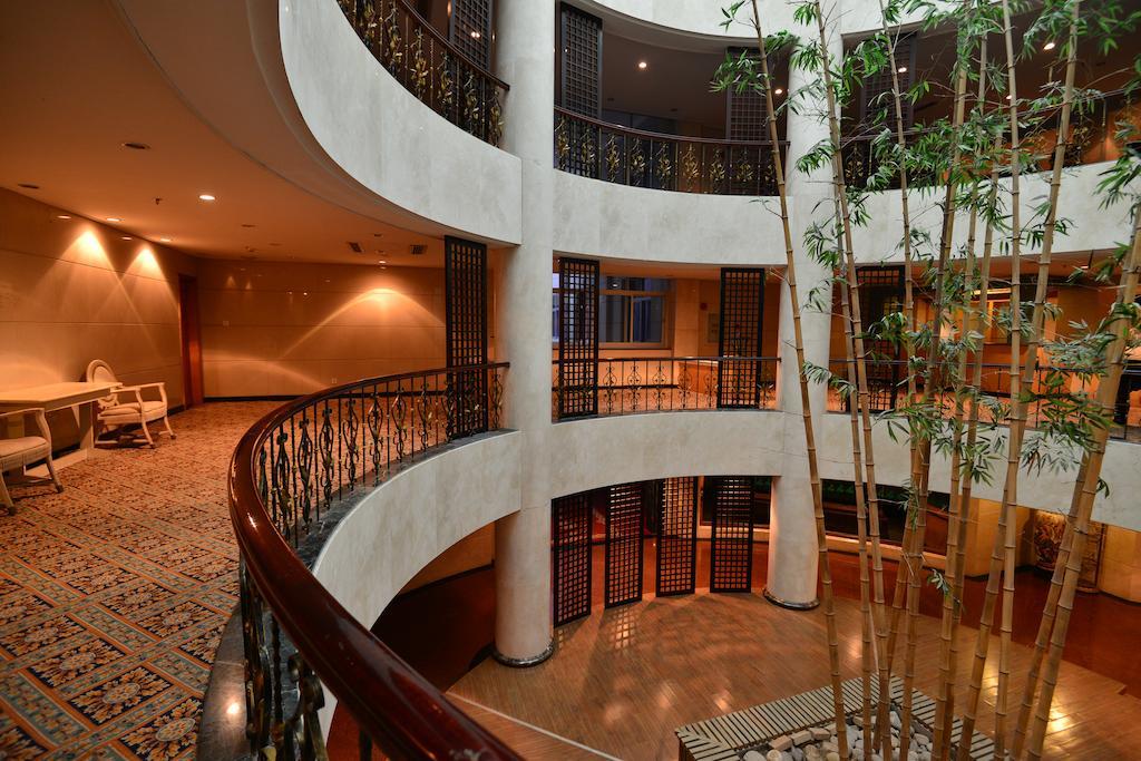 וואישן Baodao Exhibition Center Hotel מראה חיצוני תמונה