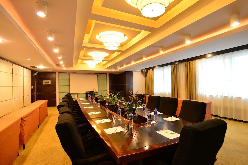וואישן Baodao Exhibition Center Hotel מראה חיצוני תמונה