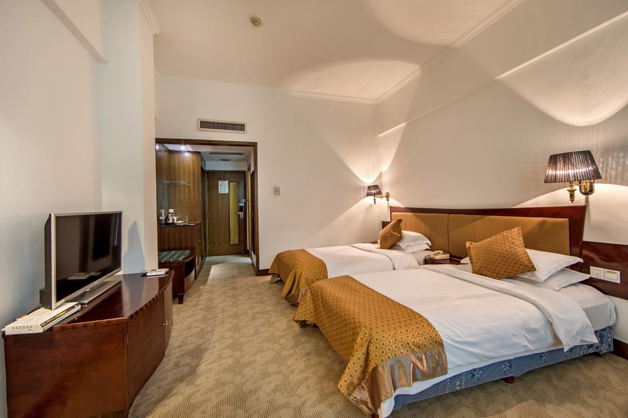 וואישן Baodao Exhibition Center Hotel מראה חיצוני תמונה